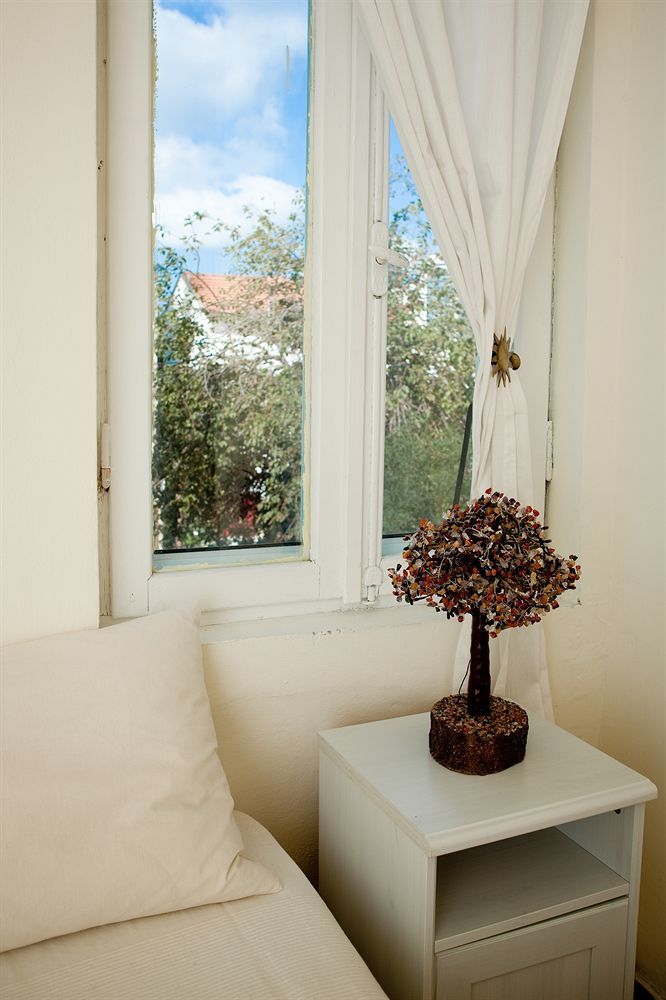 Neve Tzedek Original Style Apartments Тел Авив Екстериор снимка
