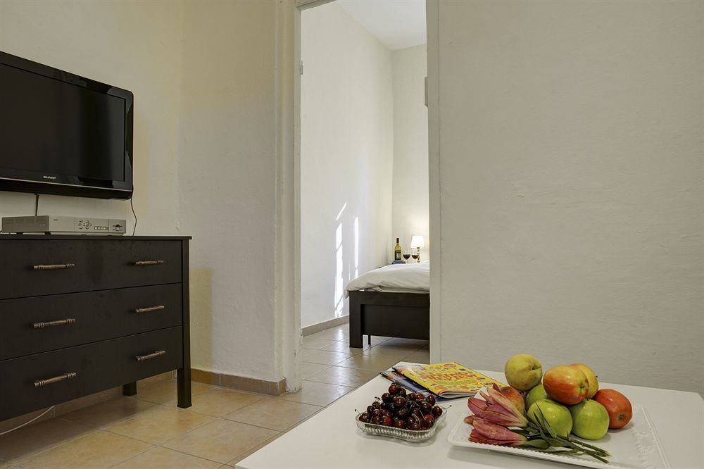 Neve Tzedek Original Style Apartments Тел Авив Екстериор снимка