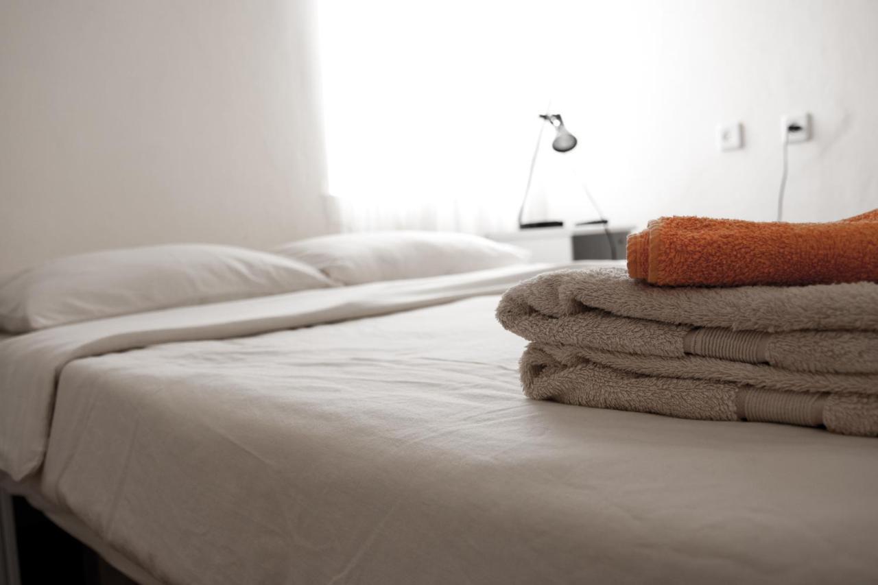 Neve Tzedek Original Style Apartments Тел Авив Екстериор снимка